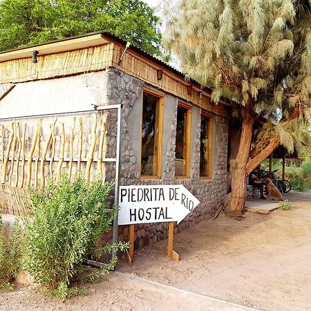 Hostal Piedrita De Rio ซานเปโดร เด อาตากามา ภายนอก รูปภาพ