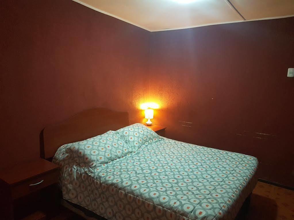 Hostal Piedrita De Rio ซานเปโดร เด อาตากามา ภายนอก รูปภาพ